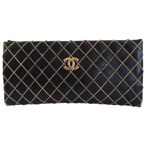 chanel large clutch with chain